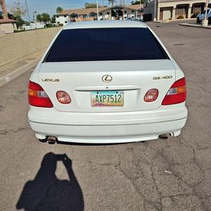 Lexus GS 400 1998 d'occasion en parfait état, V8 suralimenté, boîte automatique ZF 8 vitesses, couleur chaude - Product Image 4