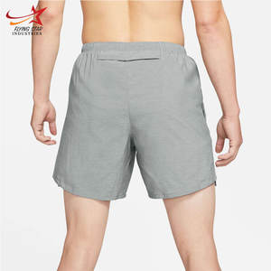 กางเกงขาสั้นเล่นกีฬาสำหรับผู้ชายกางเกงขาสั้นเล่นยิมแบบแห้งเร็วงานปักลายสีทึบสำหรับฤดูร้อน - Product Image 6