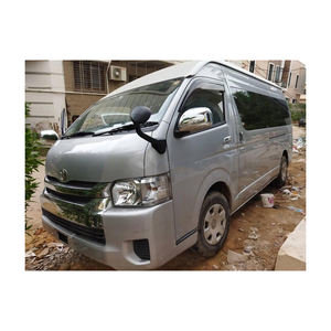 2020 TOYOTAA Hiace Mini Bus à vendre Bus de luxe d'occasion avec traction intégrale R15 Sièges en cuir de taille de pneu et intérieur sombre - Product Image 4
