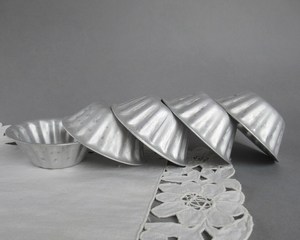 Aluminum Baking Muffin Cupcake Baking Mold for Home Kitchen Gadget Restaurant Bakery Muffin <b>Cookie</b> Biscuit Pastry Baking Cup - Product Image 1