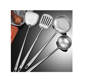 Cuchara de cocina de acero con espejo Mango de madera Utensilios de cocina Skimmer Cucharón Juego de servir Proveedor al por mayor - Product Image 4