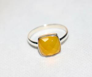 Bague en pierres précieuses calcédoine jaune 925 bijoux faits à la main en argent Chekar Cut Ring cadeau pour les femmes - Product Image 4
