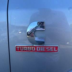 2021 Heavy Duty 3500 Crew Cab 4x4 Camioneta completamente cargada - Product Image 3