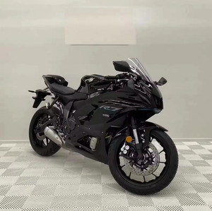 Motocyclettes neuves YZ-FR7 689cc 74Hp 2024 en vente YZF R7 - Product Image 2