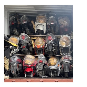 Scooter à essence d'occasion de 150 cm3 de Taïwan à vendre, modèles de 100 cm3 et 125 cm3 disponibles - Product Image 6