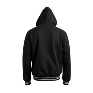 Veste universitaire noire avec capuche doublée en polaire pour l'hiver - Product Image 2