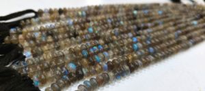 Cuentas de 6-7mm de labradorita llamativa azul natural Rondelle, cuentas lisas que se venden por hebra de 8 pulgadas de largo - Product Image 2