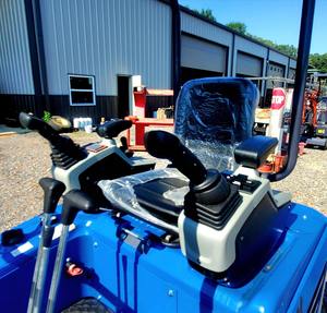 2025 DM20 Mini pelle Yanmar moteur Eaton cylindre hydraulique Changchai moteur-1.2 tonnes fonctionnement chenille engrenage PLC pompe boîte de vitesses - Product Image 2