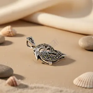 Pendentif masque en argent 925 fait main pour femme avec pierres de marcassite, or rose et platine, style religieux, bijoux de charme - Product Image 2