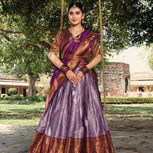 Designer Soie Lehenga Zari Tissage Travail Bordure Belle Traditionnelle Pakistanaise Demoiselles D'honneur Fonctions De Mariage Fêtes Fantaisie - Product Image 1