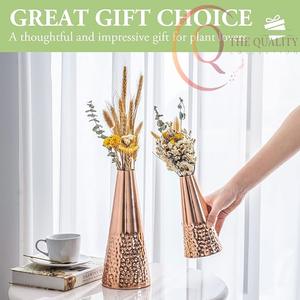 Florero de Metal de Lujo para Mesa, con Textura Suave y Atractivo Elegante, Diseñado para Complementar el Estilo Moderno - Product Image 1