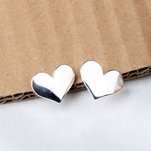 Trendy Solid 925 Sterling <b>Silver</b> <b>Heart</b> Shaped <b>Stud</b> <b>Earring</b> Handmade Designer Jewelry for Women's Wedding Gift Direct Wholesaler - Product Image 2