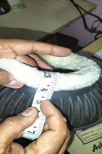 Buena calidad OVERREACH Horse Leg Boot Neopreno PVC Bell Boot Flexible para sujetador Durable Eficaz Horse Riding Protective - Product Image 6