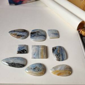 พลอยเทียมขัดหลังเบี้ยธรรมชาติสีน้ำเงินทรงหลวมสำหรับทำเครื่องประดับขายส่ง - Product Image 4