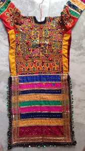 แผ่นแปะของชนเผ่าปักสีฟ้าโบราณเทคนิคการถักไหมพรมแบบหวีโดยตรงเสื้อผ้าวินเทจของจริงนักออกแบบสิ่งทอช่างฝีมือ - Product Image 2