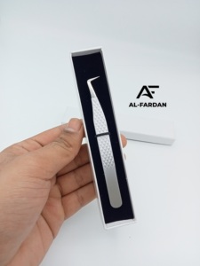 Pince à cils double couleur pour extension de cils 90 degrés avec boîte à cartes et logo personnalisé - Product Image 2