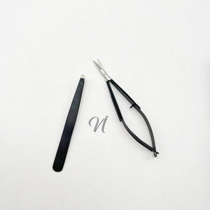 Ensemble de pinces à sourcils personnalisées de qualité supérieure, 100% acier inoxydable, pointe inclinée noire, légères et durables - Product Image 5