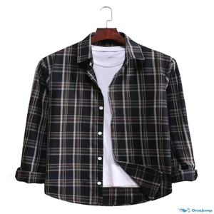 เสื้อเชิ้ตลำลองสำหรับผู้ชาย ผลิตจากผ้าฝ้ายแท้ 100% ให้สัมผัสนุ่ม ระบายอากาศได้ดี และให้ความรู้สึกพรีเมียม - Product Image 2