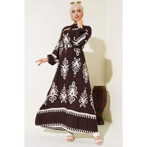 Robe Ceinturée à Motifs Ethniques Marron - Product Image 3