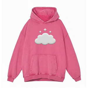 Sweat à capuche imprimé en relief, finition douce, détails graphiques en relief et coupe décontractée pour un style streetwear d'inspiration vintage. - Product Image 1