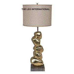 Lampe de table artisanale créative de style japonais Base en métal plaqué or Usine Vente en gros Décoratif Portable - Product Image 3