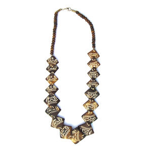 Collar de Cuentas de Hueso Hecho a Mano por Artesanos Indios, Estilo Étnico Moderno, Cadena de Eslabones en Forma de Corazón de 18 Pulgadas para Mujer, Elegante para Bodas - Product Image 2