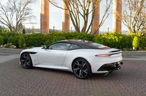 SCFRMHAVXKGR00288 Coupé Deportivo de Lujo Industrial con Tracción Trasera, Motor V12 Twin Turbo de 5.2L, 715hp, 900Nm de Torque, Velocidad Máxima de 340km/h, OEM, Bajo Kilometraje - Product Image 2