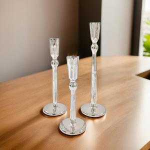 Ensemble de 3 bougeoirs cylindriques en métal aluminium de meilleure qualité pour les occasions de Noël - Product Image 2