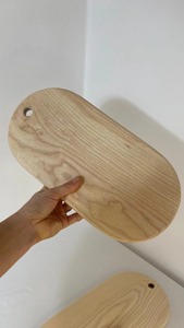 Tabla de Cortar Ovalada de Madera Premium, Diseño Simple, Ideal para Preparar Alimentos, Servir y Decoración del Hogar, Venta al por Mayor desde India - Product Image 4