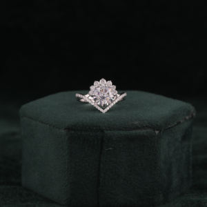 แหวนหมั้นเพชรแบบตัดกลม14KT ทองคำที่ผ่านการรับรอง IGI ได้รับการรับรองจากห้องปฏิบัติการของขวัญที่สมบูรณ์แบบของเธอสำหรับวันเกิด - Product Image 5