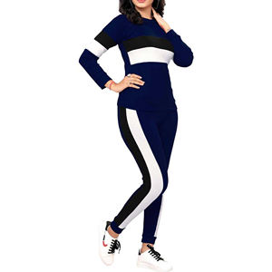 Chándal de alta calidad para mujer, pantalones de chándal cortos de dos piezas personalizados de alta calidad, sudadera para mujer, conjunto de pantalones cortos, conjunto de chándal, conjunto de pantalones cortos, conjunto de chándal informal de dos piezas - Product Image 4