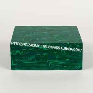 กล่องเครื่องประดับของตกแต่งบ้านสำหรับผู้หญิงฝังกระดูกทำด้วยมือทำจากเรซินโดย faizacraft สำหรับจัดเก็บชิ้นส่วนที่คุณรัก - Product Image 3