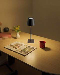Lampada da Tavolo <span class=keywords><strong>LED</strong></span> Ricaricabile Moderna e Minimalista, Luce Notturna/da Scrivania con Dimmerazione Continua a 3 Colori e Luce Soffusa, Batteria Inclusa - Product Image 2