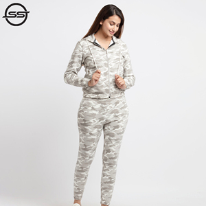 Ensemble de survêtements d'hiver pour femmes, à capuche, respirant, imprimé camouflage, 2 pièces, grande taille, 100% coton biologique, fermeture éclair - Product Image 5