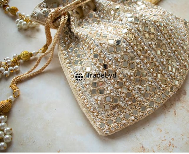 มีให้เลือกหลายสี