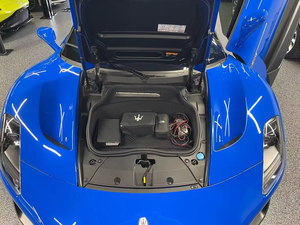 Maserati MC 20 Cabriolet 2024 d'occasion en excellent état, conduite à gauche, sièges en cuir foncé, 4 places, caméra de recul, phares au xénon, Euro V, écran tactile - Product Image 5