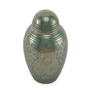 Urnes funéraires en laiton à dôme supérieur de haute qualité avec gravure urnes funéraires en métal fini de couleur étain et vert pour cendres humaines - Product Image 1