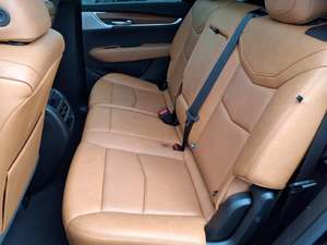 SUV de luxe XT-5 PREM-IUM d'occasion de 2022 - Product Image 3