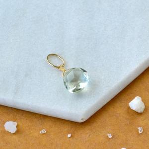 Pendentif en améthyste verte en forme de larme, pierre précieuse facettée, pierre naturelle vert clair, plaqué argent, bijou artisanal - Product Image 4