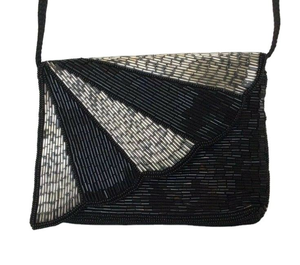 Hermosas bolsas bordadas de abeja con cuentas Diseño exclusivo BUTTER FLY Rayas Bee Beaded Crossbody Chain Clutch by glowin fashion - Product Image 4