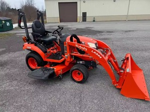 รถตักล้อยาง Kubota B2320 มือสอง 23 แรงม้า เครื่องยนต์ดีเซล พร้อมหัวตักด้านหน้า อุปกรณ์ก่อสร้างสำหรับฟาร์ม รถแทรกเตอร์ Kubota ขาย - Product Image 5