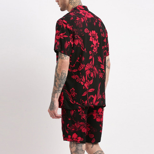 Conjunto de pantalones cortos de verano para hombre con estampado de logotipo personalizado, diseño informal de media manga a la moda para usar en climas cálidos - Product Image 4