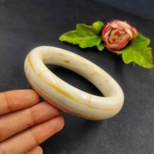 Brazalete de Hueso de Búfalo Natural, Joyería Artesanal de Hueso de Búfalo - Product Image 2