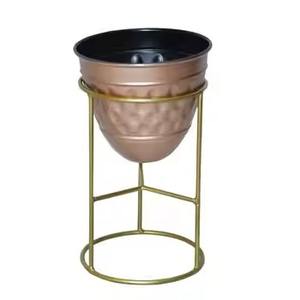 ชุดกระถางต้นไม้ทำจากโลหะในร่มที่ทันสมัยมีคุณภาพระดับพรีเมียมพร้อมขาตั้งสีทองสำหรับสวน - Product Image 2