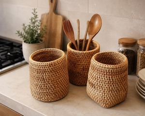 Panier porte-ustensiles en rotin fait main, paniers de rangement faits à la main, rotin naturel, moderne, multifonction, fabriqué au Vietnam - Product Image 4