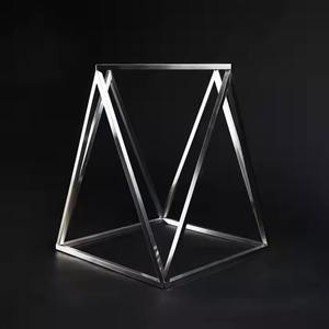 Mesa de centro de metal ligera redonda moderna con estilo de lujo simple para uso doméstico tarifas bajas de Vietnam para la decoración del hogar de la sala de estar - Product Image 6