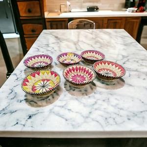 Cestas de hierba Moonj Multicolor Natural ecológicas hechas a mano más vendidas, pequeña cesta de mimbre decorativa para decoración del hogar - Product Image 1