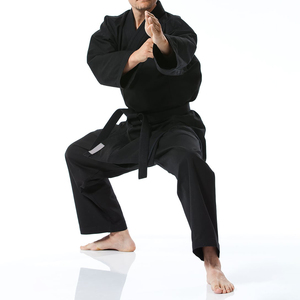 Produit tendance de karaté uniforme pour adultes manches longues OEM Service Arts martiaux porter un uniforme de karaté personnalisable - Product Image 4