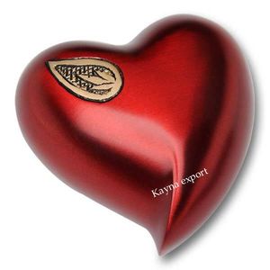 Urna en forma de corazón con acabado de peltre para una pequeña cantidad de unidad de mantenimiento de consulta para uso funerario y entierro a un precio asequible - Product Image 3