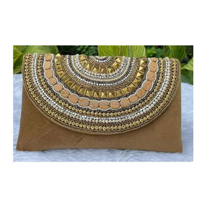 Bolso de mano de lujo personalizado hecho a mano de La India para mujer, bolso de mensajero bohemio para mujer, bolso de mano de noche para mujer - Product Image 1
